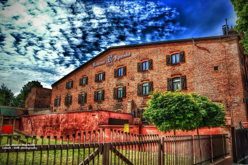 Karczma Rycerska Lebork Appartement Buitenkant foto