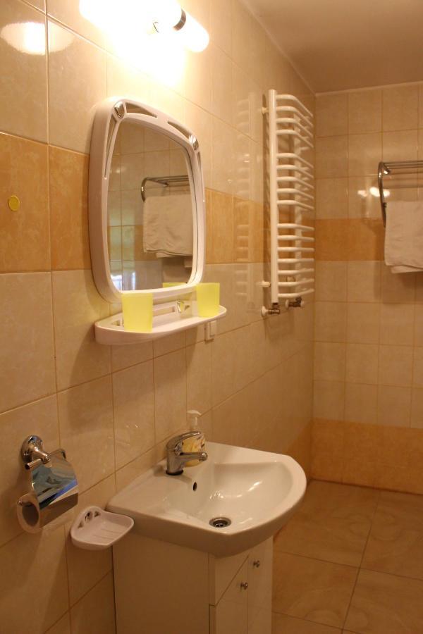 Karczma Rycerska Lebork Appartement Buitenkant foto